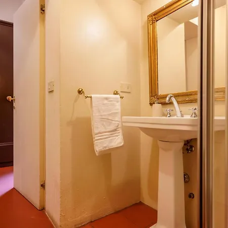 Aldrovandi, With Private Garden Apartment *