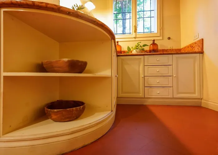 Aldrovandi, With Private Garden 아파트 *