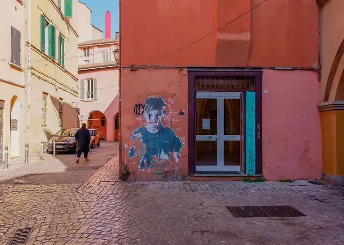 Aldrovandi, With Private Garden *