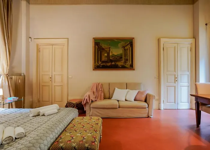 Aldrovandi, With Private Garden Bolonia