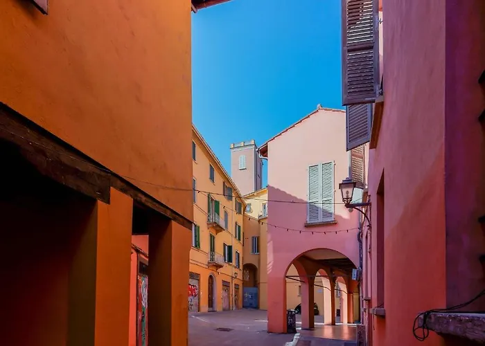 Aldrovandi, With Private Garden Appartamento