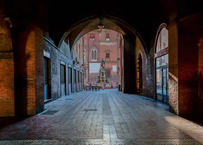 Appartamento Aldrovandi, With Private Garden Bologna