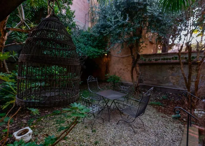 Aldrovandi, With Private Garden Appartamento Bologna